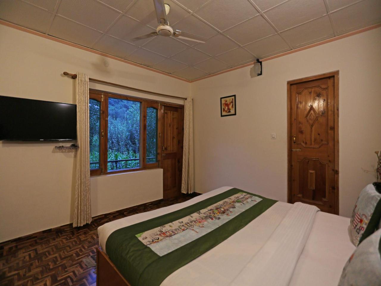 Oyo 7138 Acharya Cottage Manāli Exterior foto